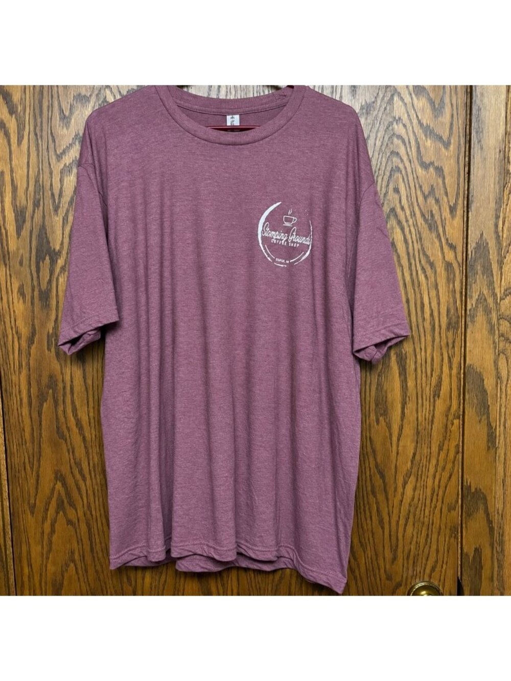 Stomping Grounds Coffee Shop Mauve Muted Purple Graphic Tee Size XL Tee
